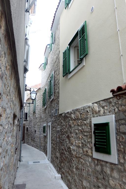 Centar Vodice Apartmani Екстер'єр фото