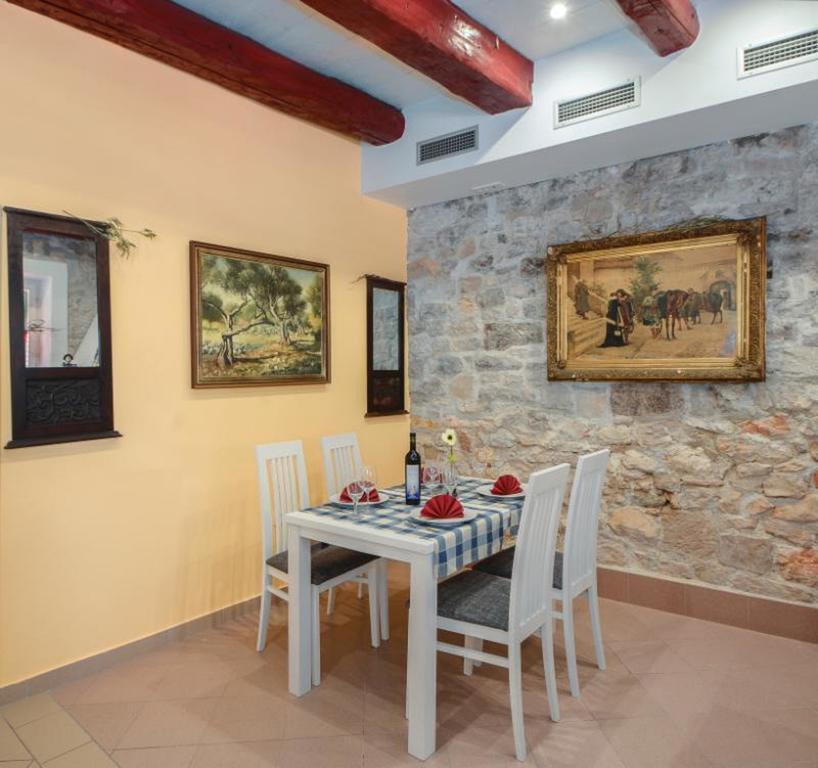 Centar Vodice Apartmani Екстер'єр фото