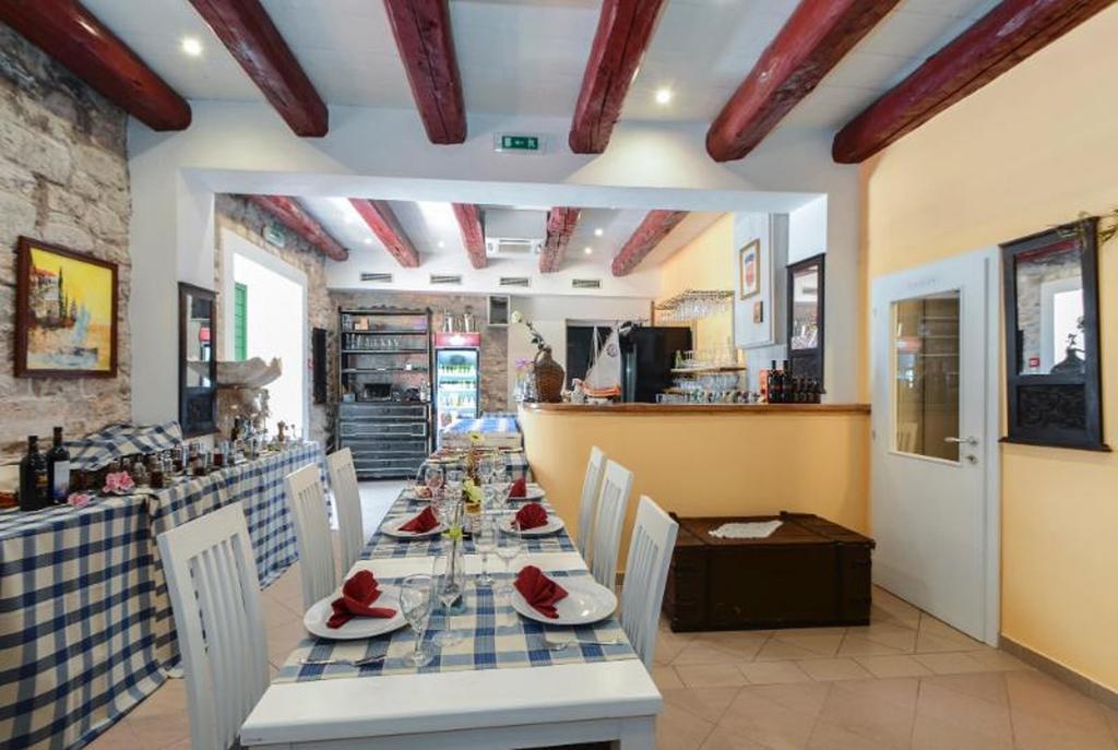 Centar Vodice Apartmani Екстер'єр фото